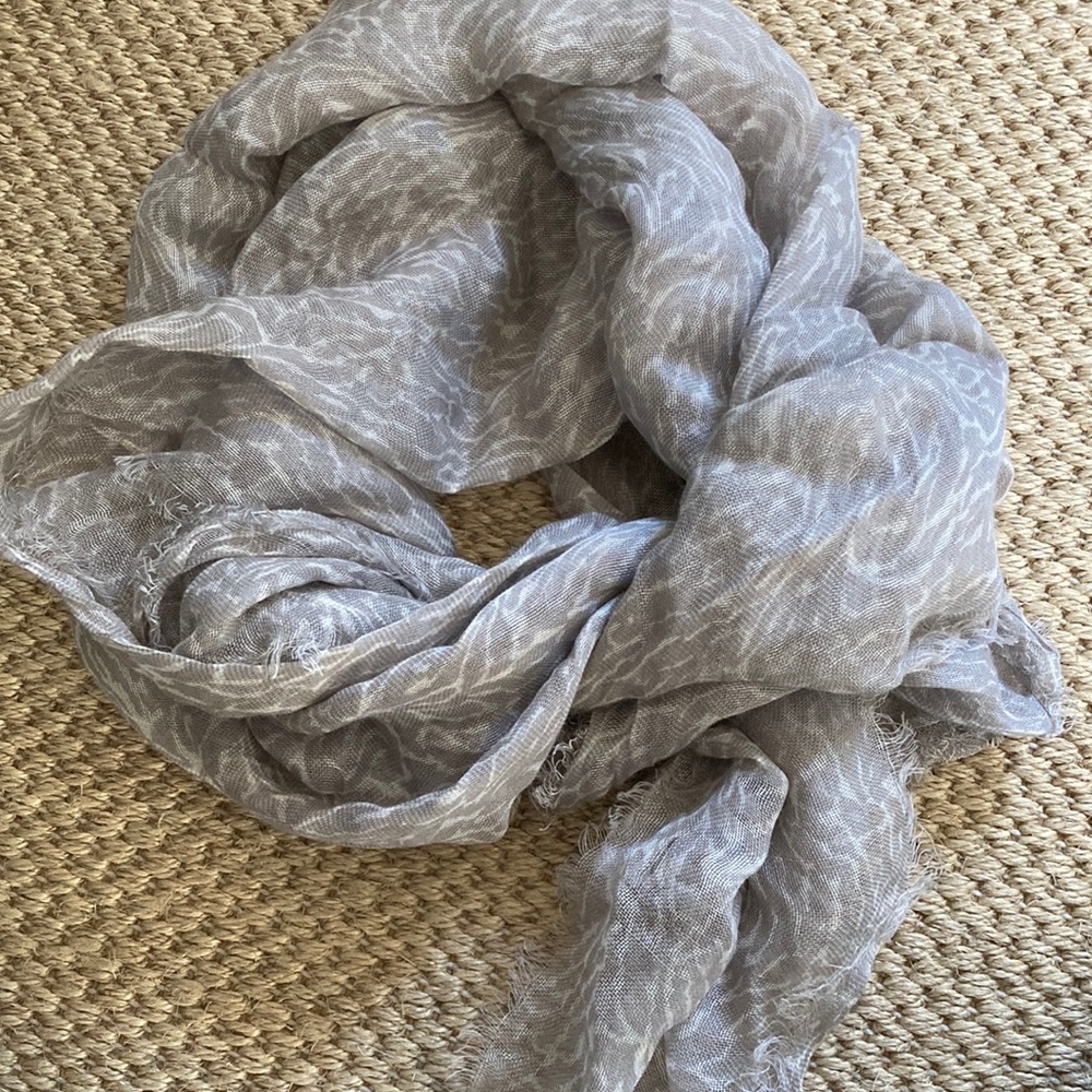Gray and white 52 x 57 inches open weave scarf